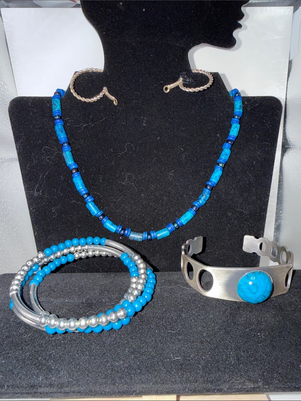 Turquoise Bead Necklace and Bracelet Set - Blue Jewelry Collection